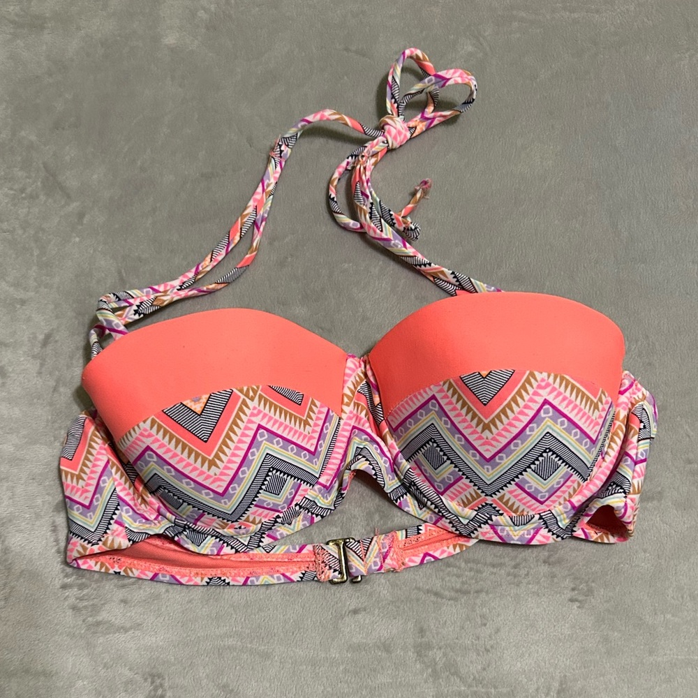 Xhileration bikini top